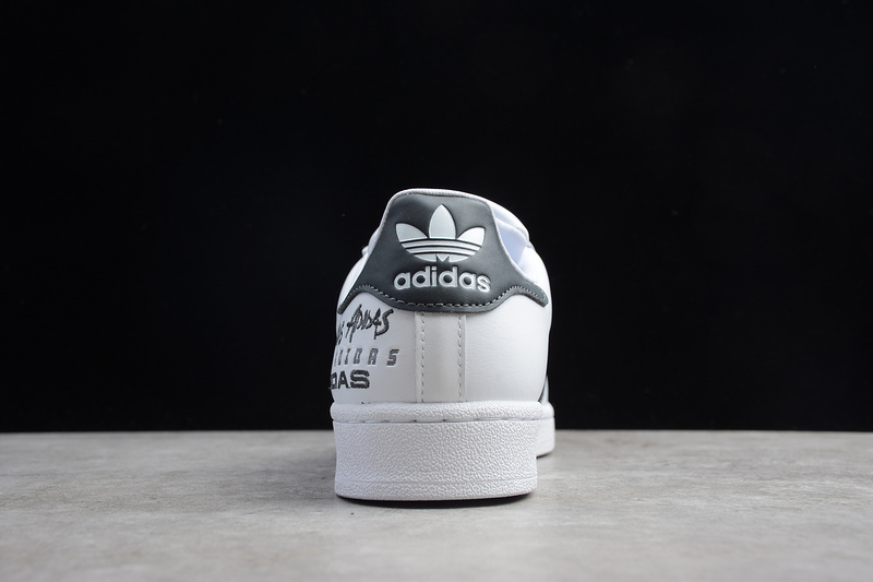 Superstar Shoes Cloud White/Core Black 17