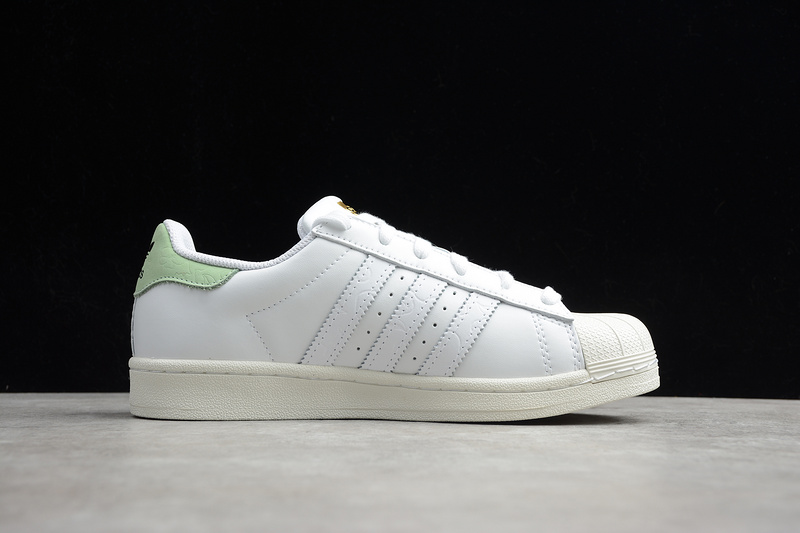 Superstar Shoes White/Green-Metallic Gold 9