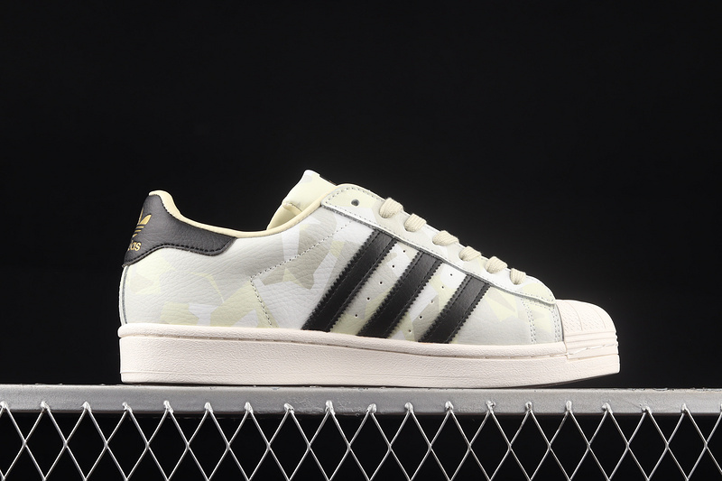 Superstar Camo Sand Shoes Chalk White/Core Black/Sand 5