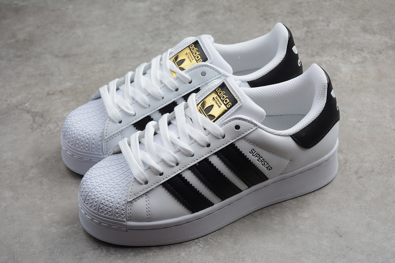 Superstar Bold Shoes Cloud White/Core Black/Cloud White 21