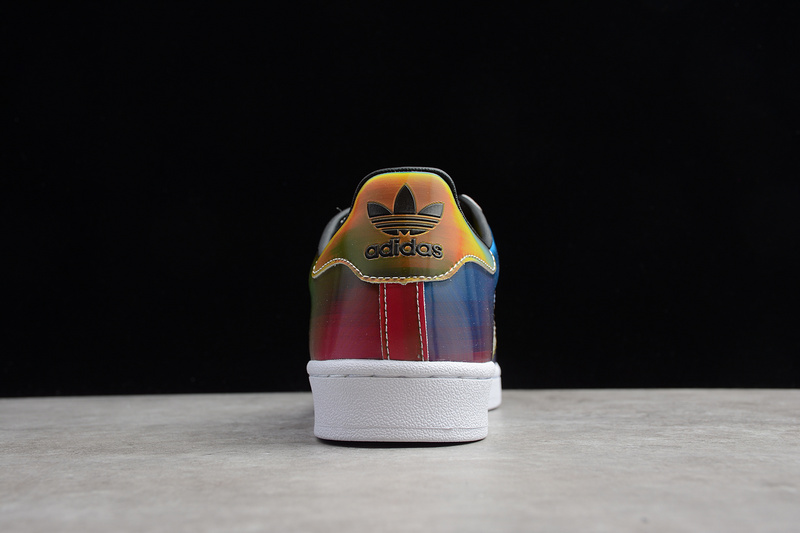 Superstar Iridescent Multi-Color/White 21