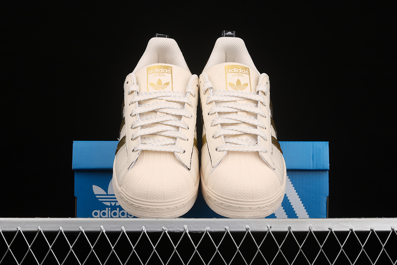 Superstar Shoes Beige/Beige/Gold 31