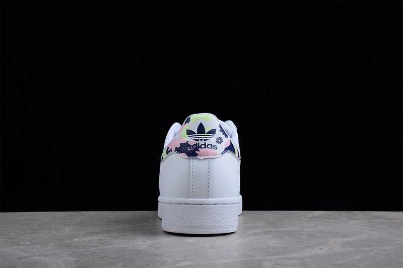 Superstar Cloud White/Almost Lime/True Pink 17