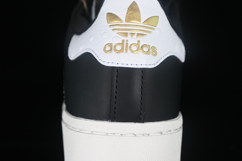 Superstar Xlg Core Black/Footwear White/Gold Metallic 23