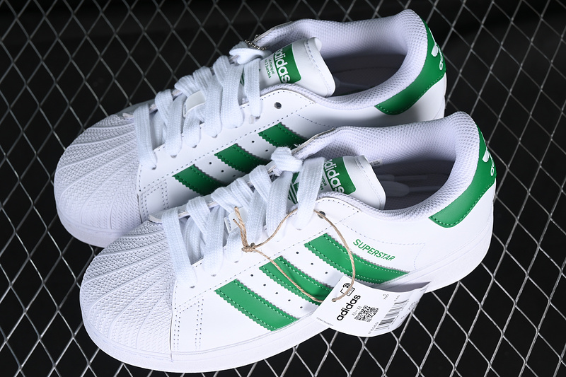 Originals Superstar Xlg White/Green 31