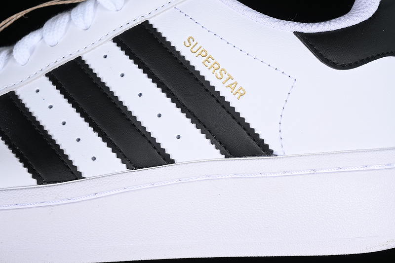 Originals Superstar Xlg White/Black 21