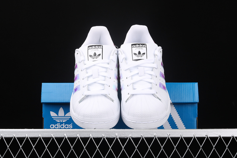 Superstar J Iridescent Footwear White/Footwear White/Metallic Silver 23