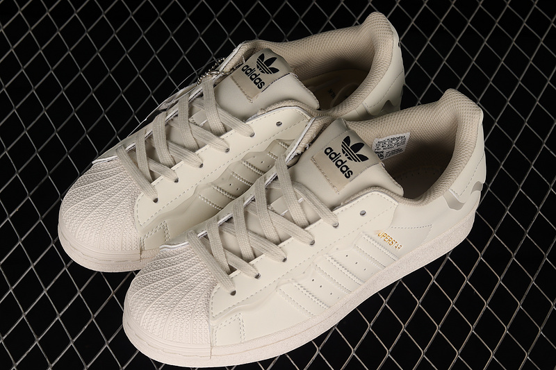 Originals Superstar Beige/Beige/Beige 3