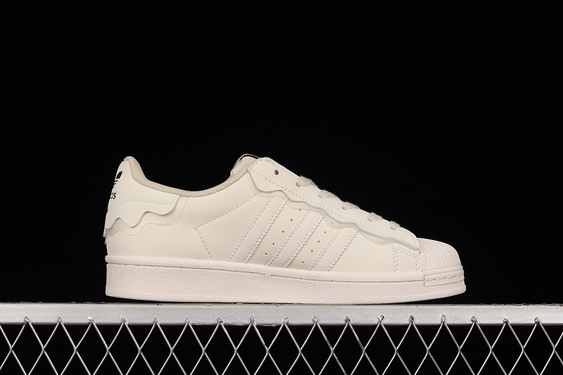 Originals Superstar Beige/Beige/Beige 29