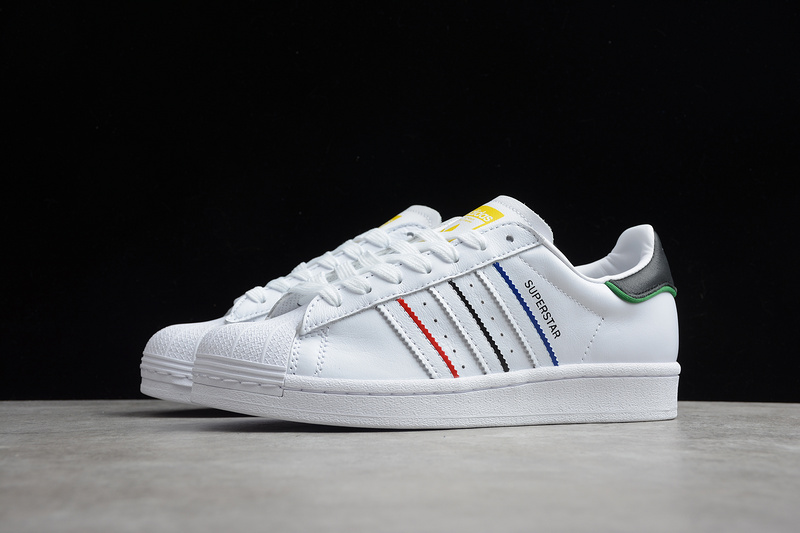 Superstar Olympics Footwear White/Footwear White/Core Black 19