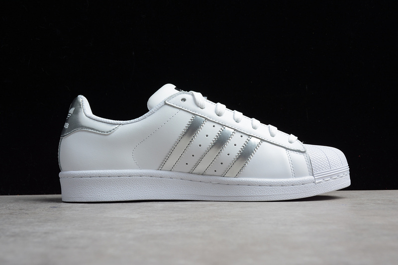 Adidas Superstar Classic White/Silver Metallic 21