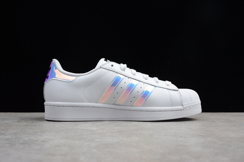 Superstar J Footwear White/Footwear White/Metallic Silver 25