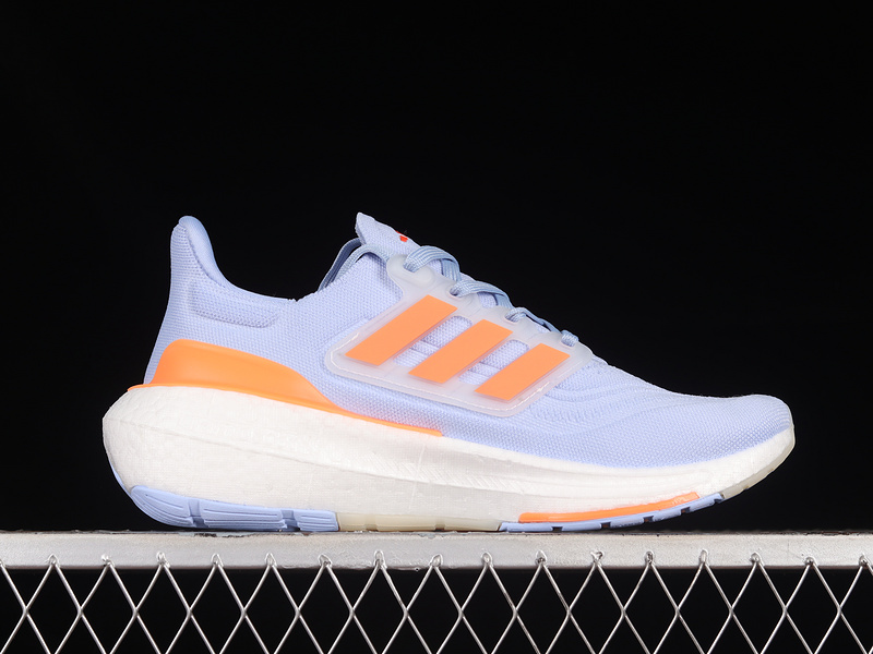 Ultraboost Light Blue Dawn/Coral Fusion/Blue Fusion 5