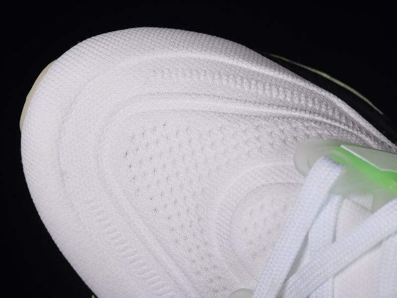 Ultraboost 23 Shoes White/Green/Black 3