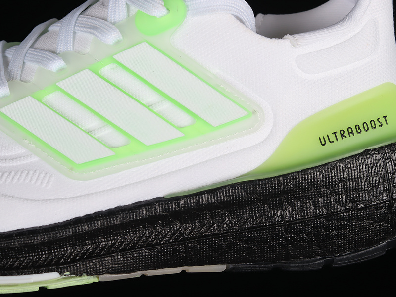 Ultraboost 23 Shoes White/Green/Black 19