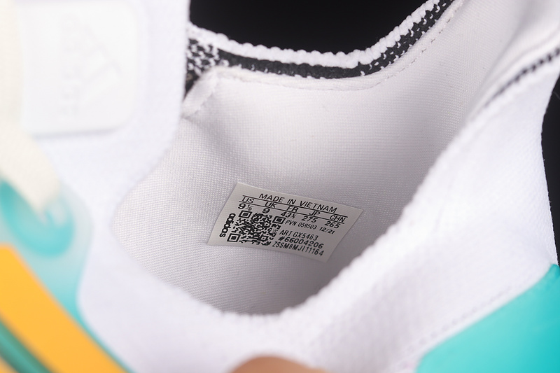 Ultraboost 22 White Mint Rush/Flash Orange 11