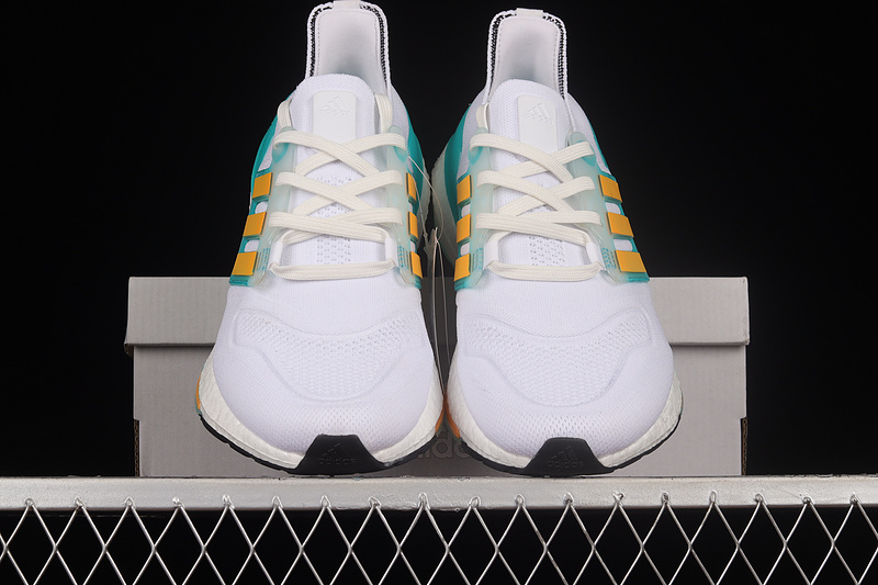 Ultraboost 22 White Mint Rush/Flash Orange 27