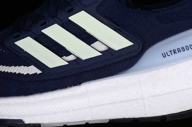 Adidas Ultraboost Light Dark Blue/Cream White/Core Black 17