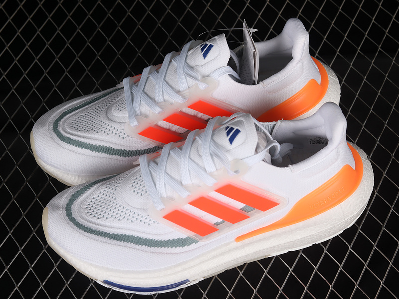 Ultra Boost Light 23 White/Orange 29