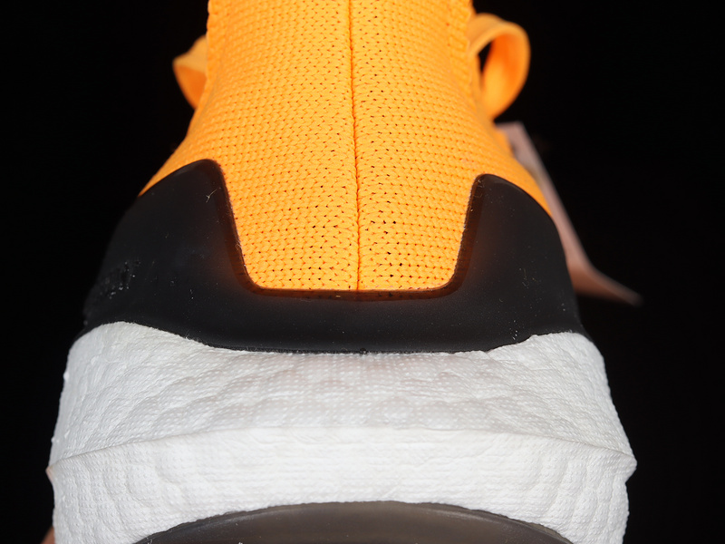 Ultraboost 22 Heat.Rdy Shoes Core Black/Orange/Crystal White 21