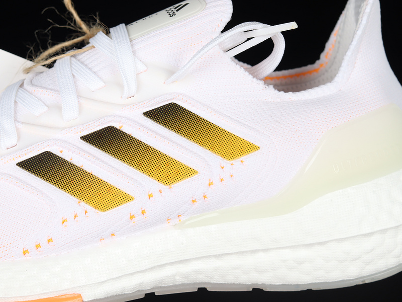 Ultraboost 22 Heat.Rdy Cloud White/Core Black/Flash Orange 11