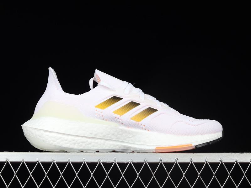 Ultraboost 22 Heat.Rdy Cloud White/Core Black/Flash Orange 27