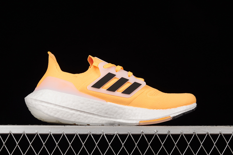 Ultraboost 22 Shoes Orange/Black/Cloud White 5