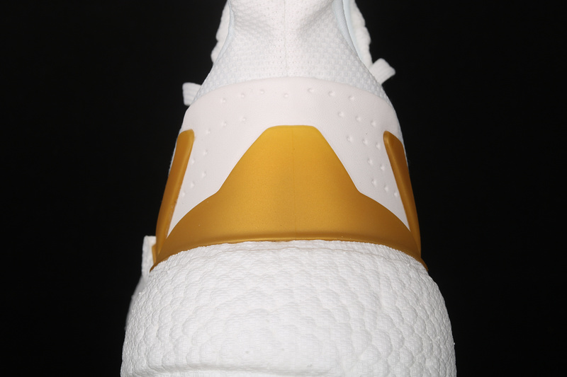 X9000l4 Boost Shoes Cloud White/Gold/Core Black 15