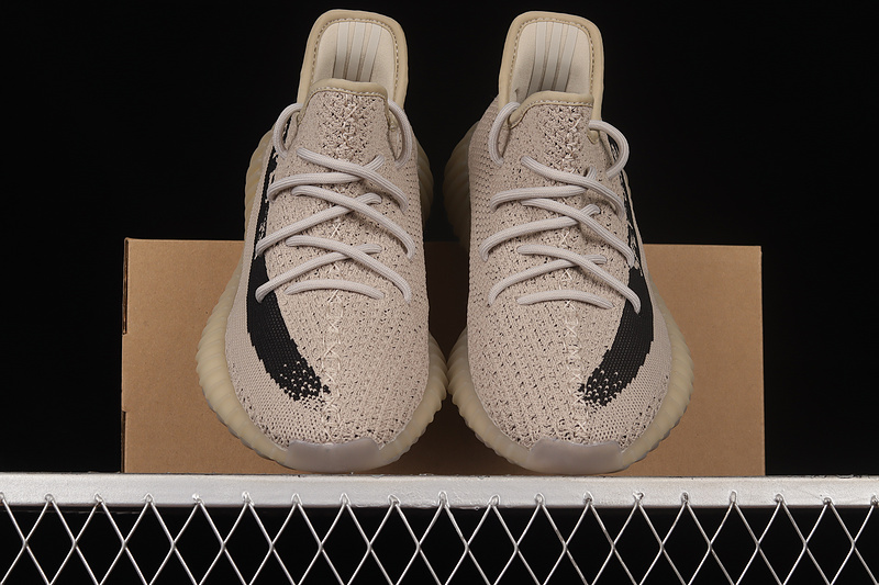 Yeezy Boost 350 V2 Beige/Black/Beige 11