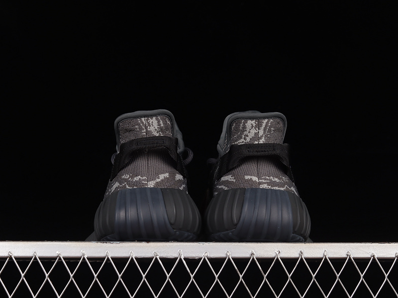 Yeezy 350 Boost V2 Dark Salt/Dark Salt-Dark Salt 31