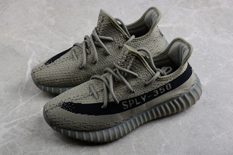 Yeezy Boost 350 V2 Granite/Core Black/Granite 31