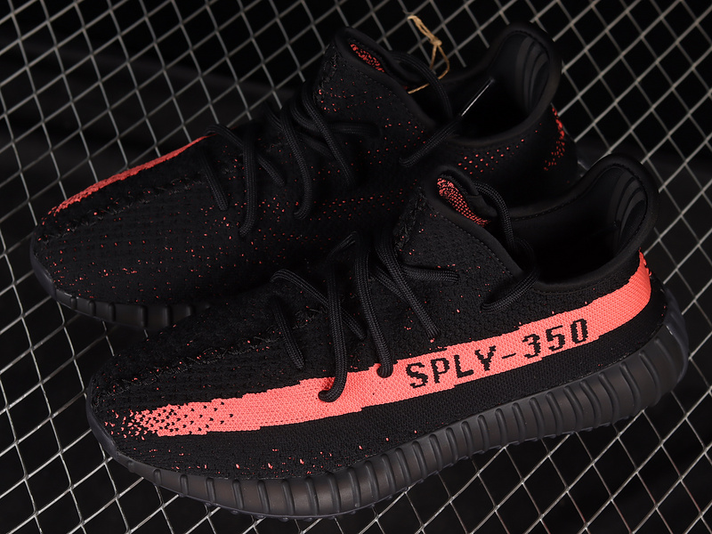 Yeezy 350 Boost V2 Core Black/Red/Core Black 31