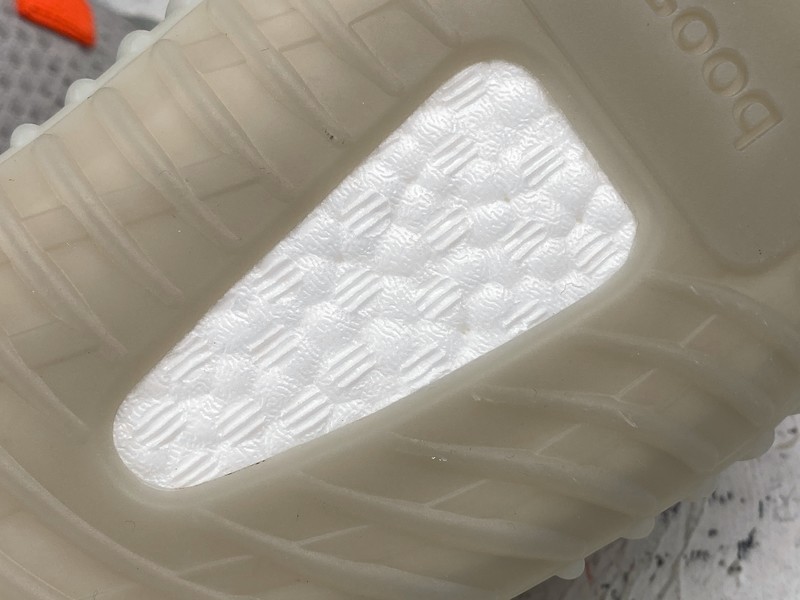 Owf Yeezy Boost 350 V2 Tail Light/Tail Light/Tail Light 9