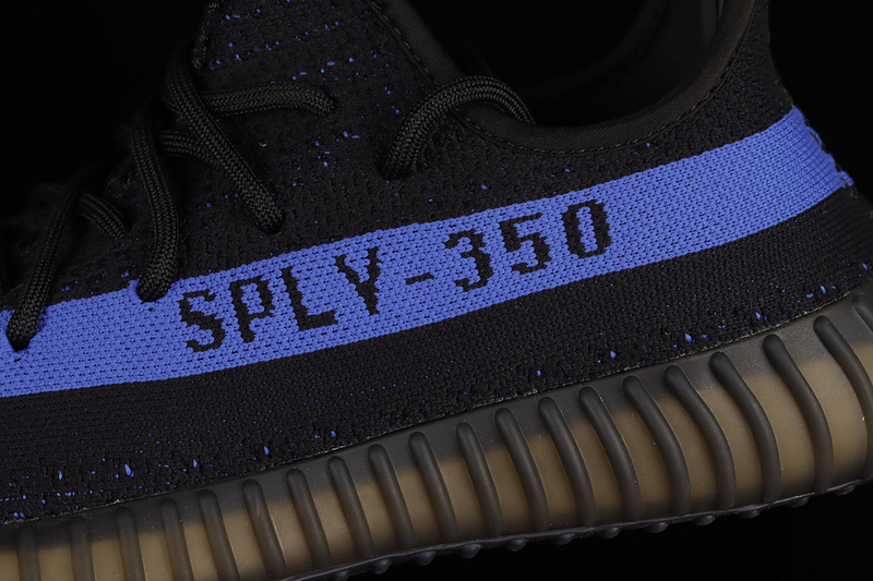 Yeezy Boost 350 V2 Core Black/Dazzling Blue/Core Black 31