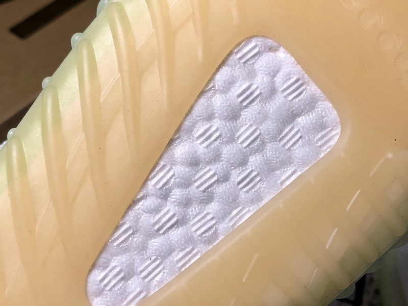 Owf Yeezy Boost 350 V2 Hyper Space Hypers/Hypers 19