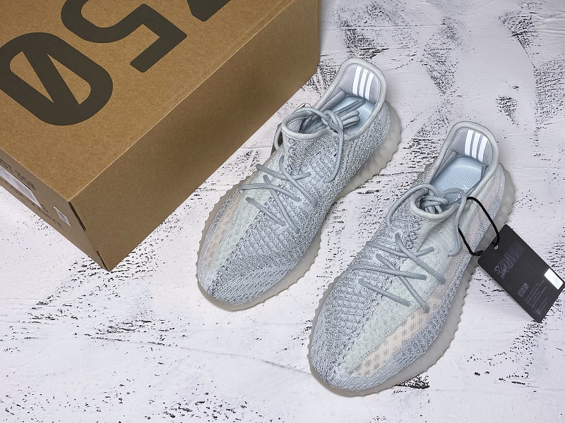 Owf Yeezy Boost 350 V2 Cloud White Reflective 7