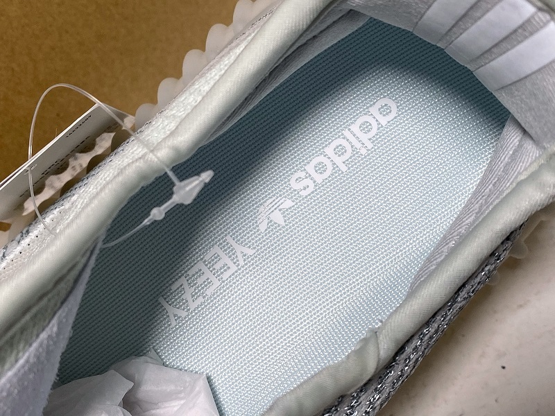 Owf Yeezy Boost 350 V2 Cloud White Reflective 15