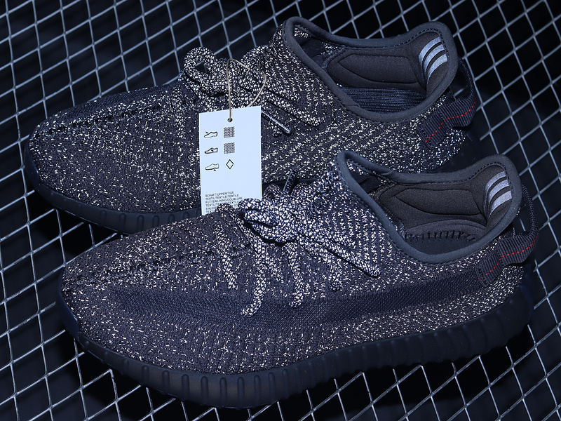 Lw Yeezy Boost 350 V2 Black Reflective/Black Reflective/Black Reflective 15