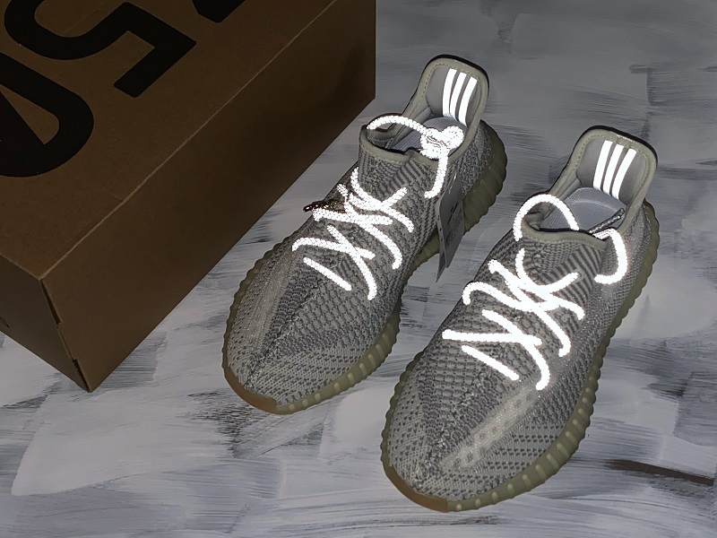 H12 Yeezy Boost 350 V2 Yeshaya Yeshaya/Yeshaya-Yeshaya 23