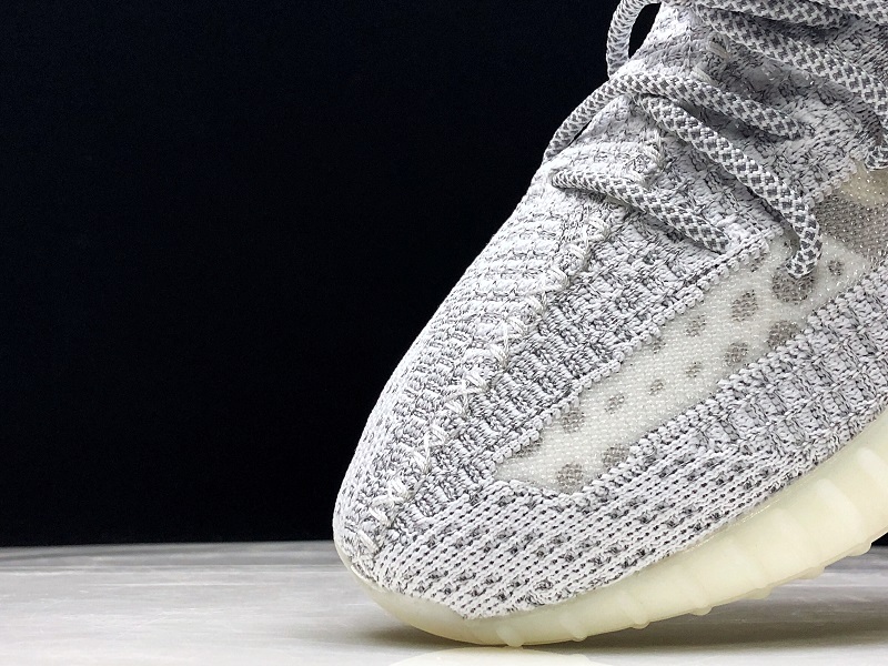 Get Yeezy Boost 350 V2 Static Reflective Static/Static 31