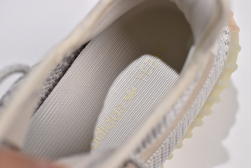 Bc Yeezy Boost 350 V2 Lundmark/Lundmark/Lundmark Non-Reflective 19