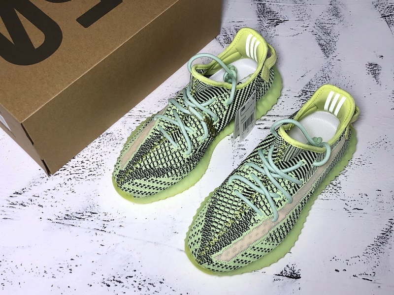 Cy Yeezy Boost 350 V2 Fluorescent Green Yeezreel Reflective 3