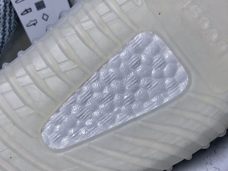 Og Yeezy Boost 350 V2 White/Cloud White Reflective 17