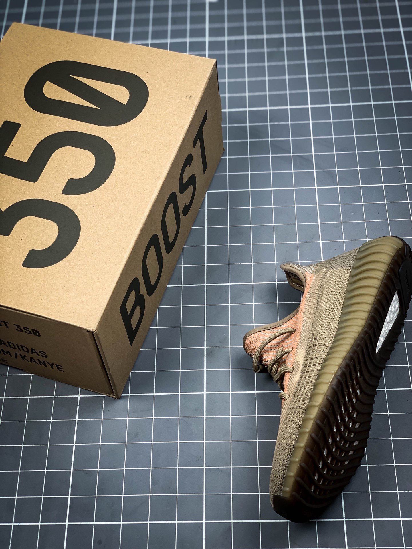 Yeezys Boost 350 V2 Eliada Brown/Brown/Brown 7