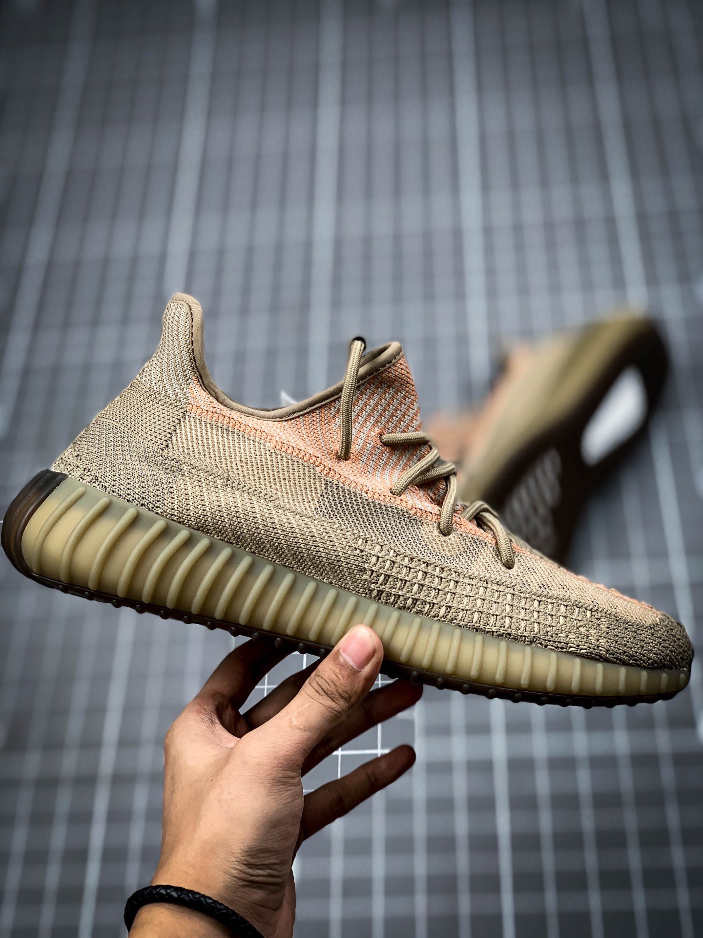 Yeezys Boost 350 V2 Eliada Brown/Brown/Brown 17