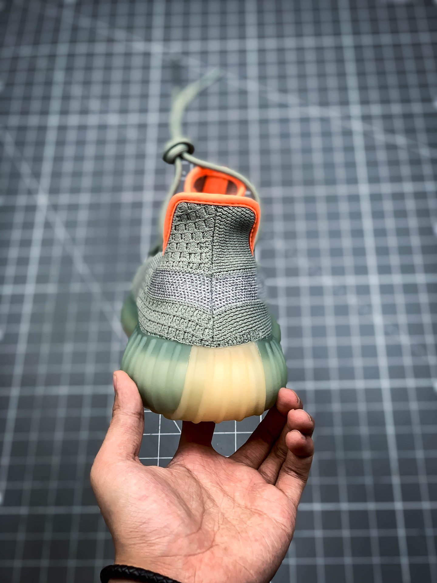 G5 Yeezy Boost 350 V2 Desert Sage/Grey/Orange 3