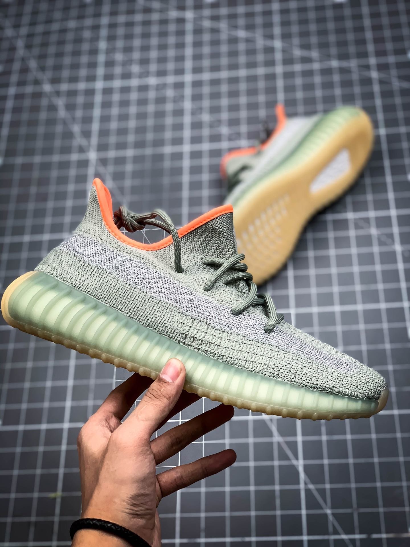 G5 Yeezy Boost 350 V2 Desert Sage/Grey/Orange 7