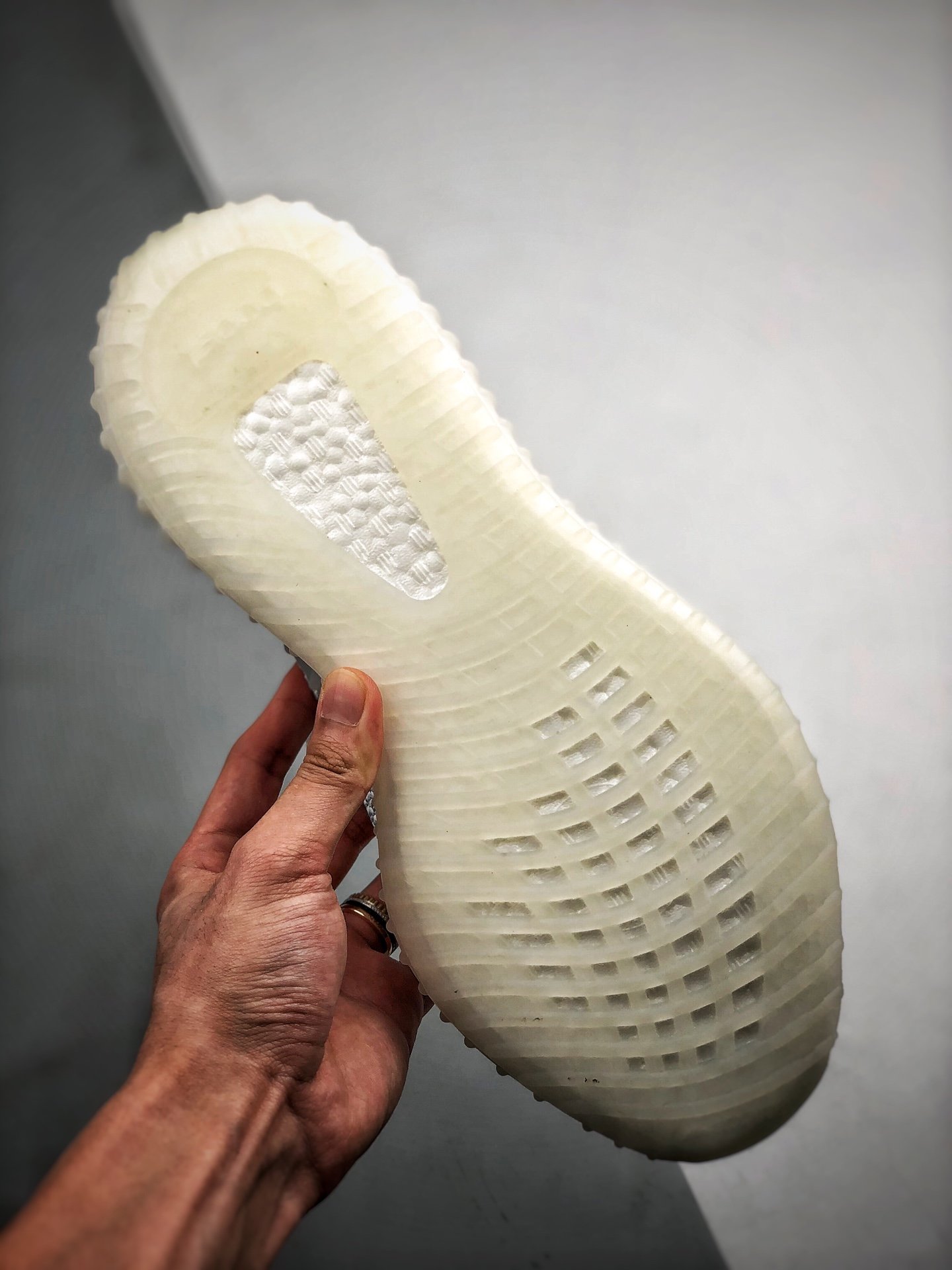 Yeezy Boost 350 V2 Non-Reflective Cloud White/Cloud White 11