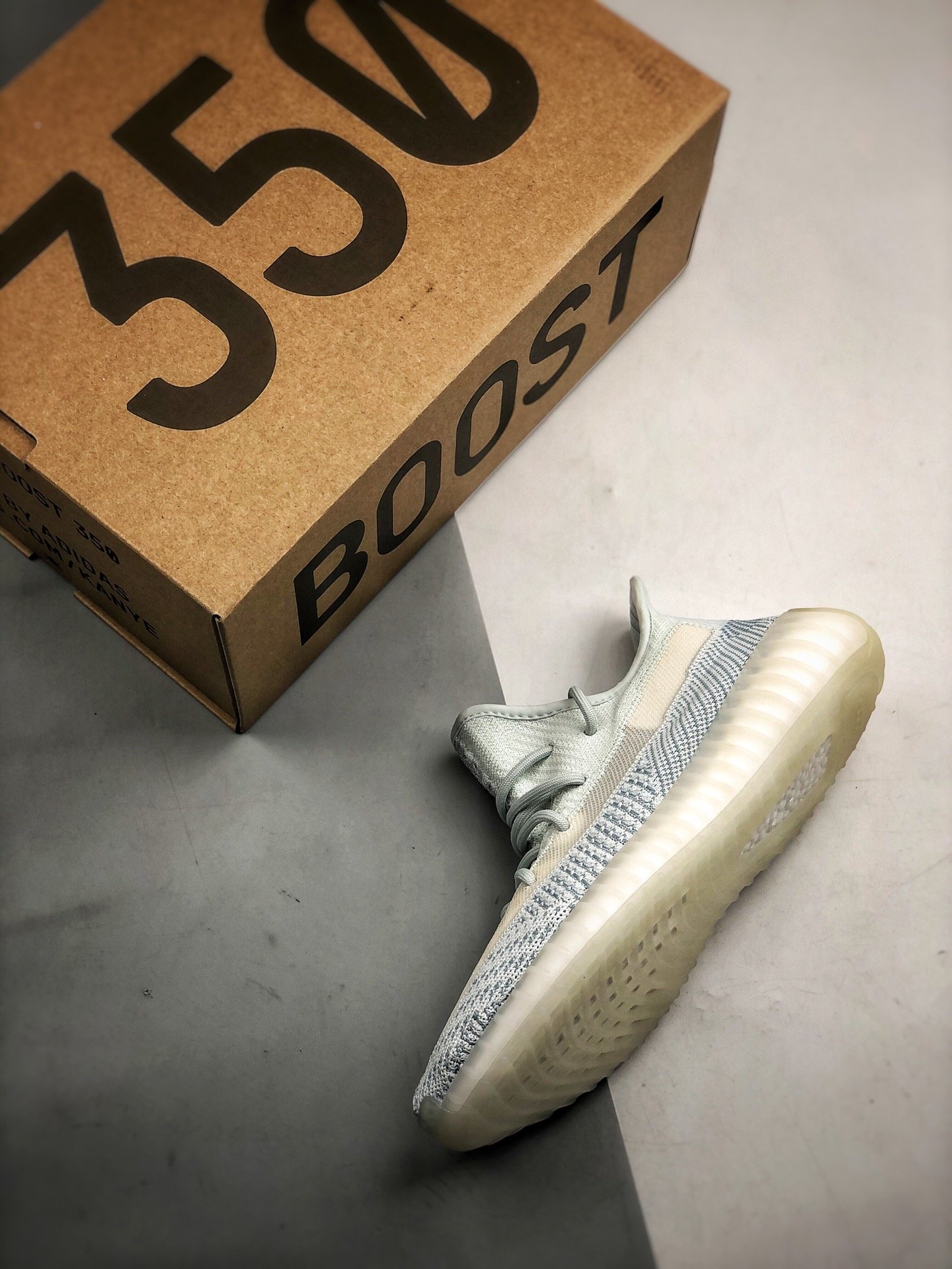 Yeezy Boost 350 V2 Non-Reflective Cloud White/Cloud White 13