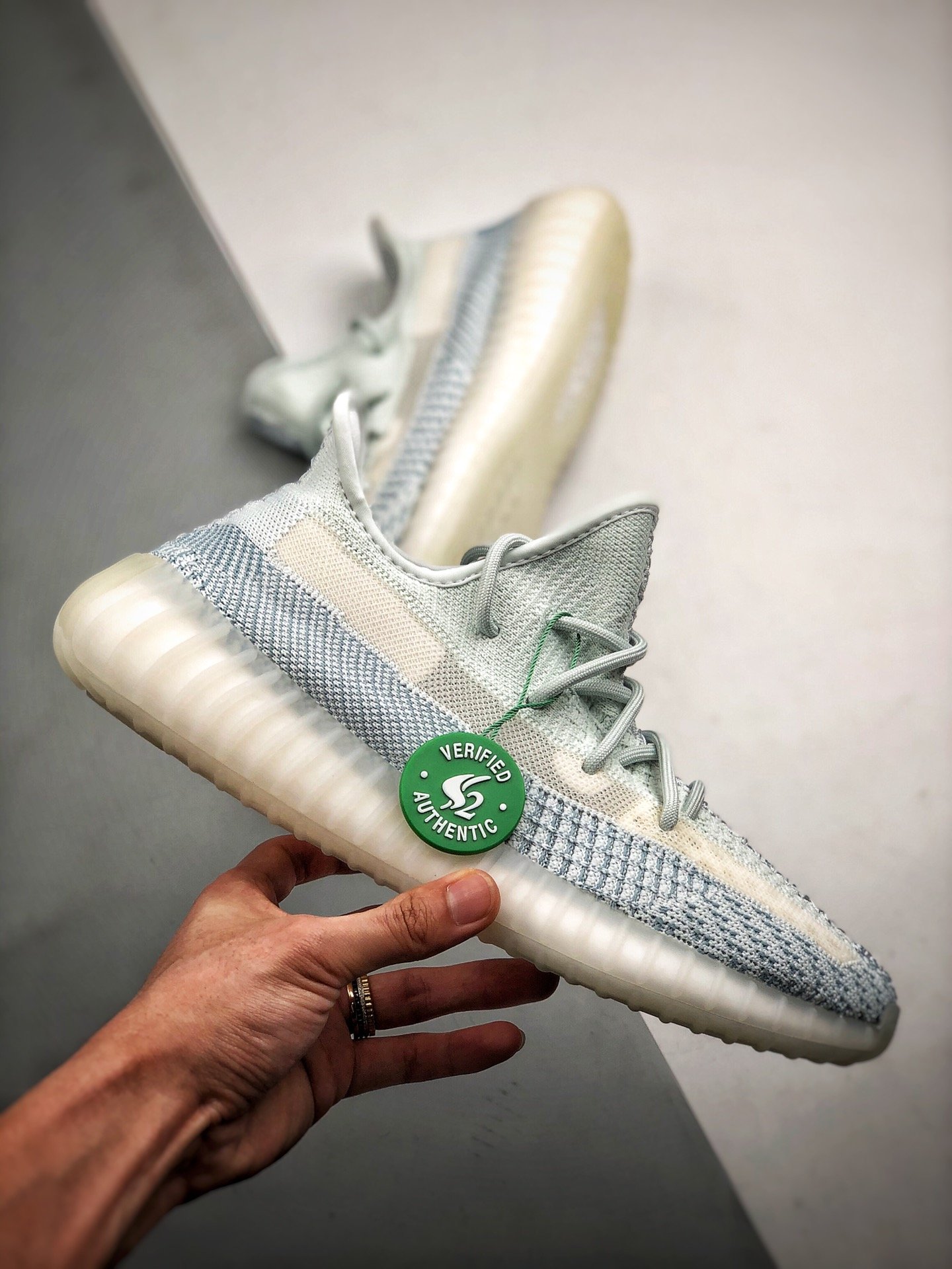 Yeezy Boost 350 V2 Non-Reflective Cloud White/Cloud White 15